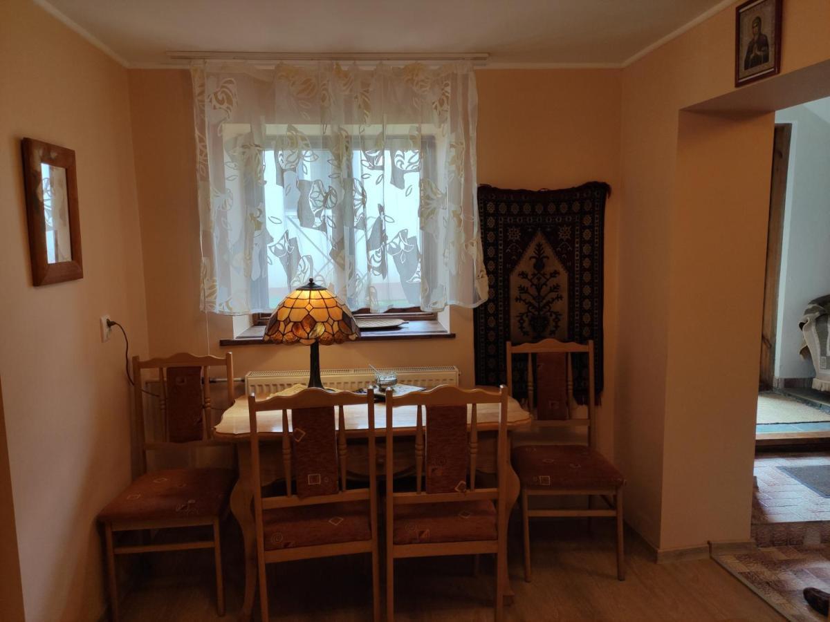 Apartamento Dom Pod Zegarem Przemyśl Exterior foto