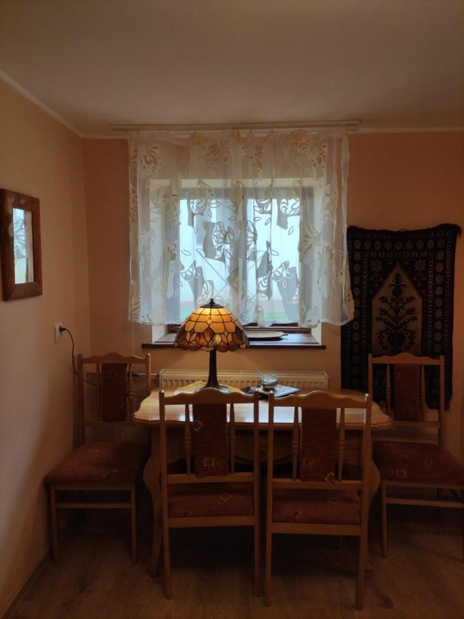 Apartamento Dom Pod Zegarem Przemyśl Exterior foto